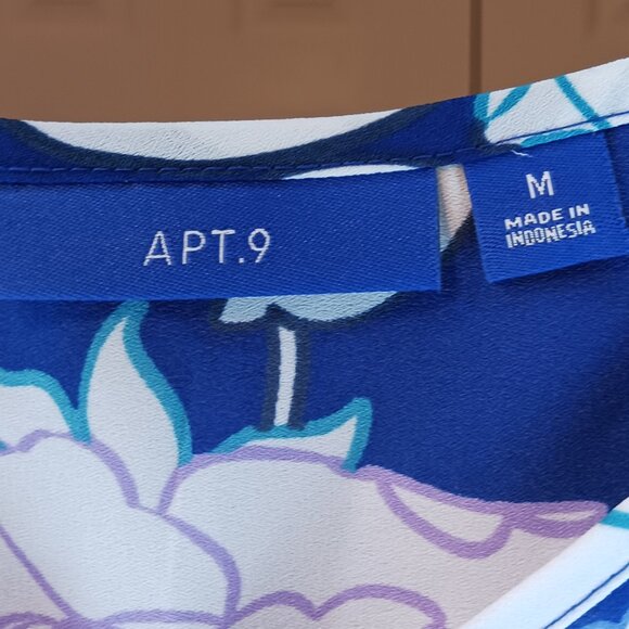 #27 3/$18 - Apt 9 Blue/White Tank Top Size M - Picture 5 of 6